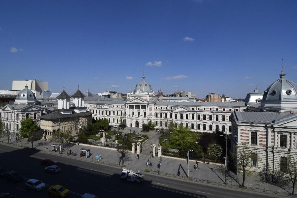 University Square - View Of City Bukarest Exterior foto